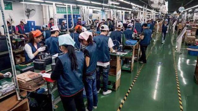为什么工厂里大部分是男人,女的都去哪上班了?今天算长见识了